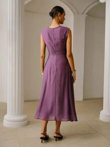 ZEYLAH Đầm xếp ly eo, cổ lệch, lãng mạn cho ngày Valentine. - Bold Plum - Xem 3