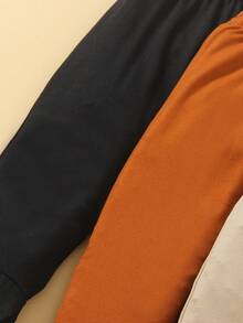 SHEIN 4件裝男嬰純色簡約連腳褲，適合運動與休閒穿著，春秋款 - 摩卡棕 - 查看 4
