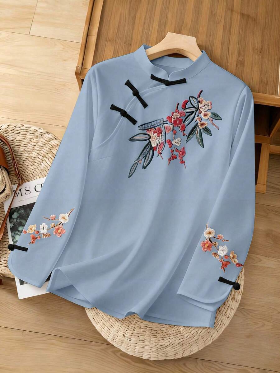 SHEIN LUNE New Arrival White Shirt With Chinese Knot Print, Comfortable Versatile Commuting Streetwear Plus Size Shirt - Blue - View 1