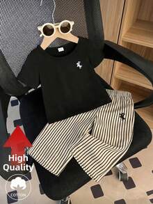 两件套女婴夏季时尚简约街头风白色短袖T恤（黑色刺绣装饰）搭配杏色条纹裤，适合日常上学穿着 - 黑色 - 查看 6
