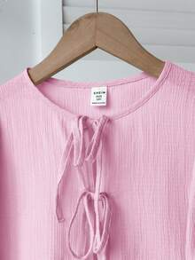 SHEIN 少女休闲简约舒适圆领长袖蝴蝶结纹理面料衬衫，返校季 - 粉色 - 查看 3