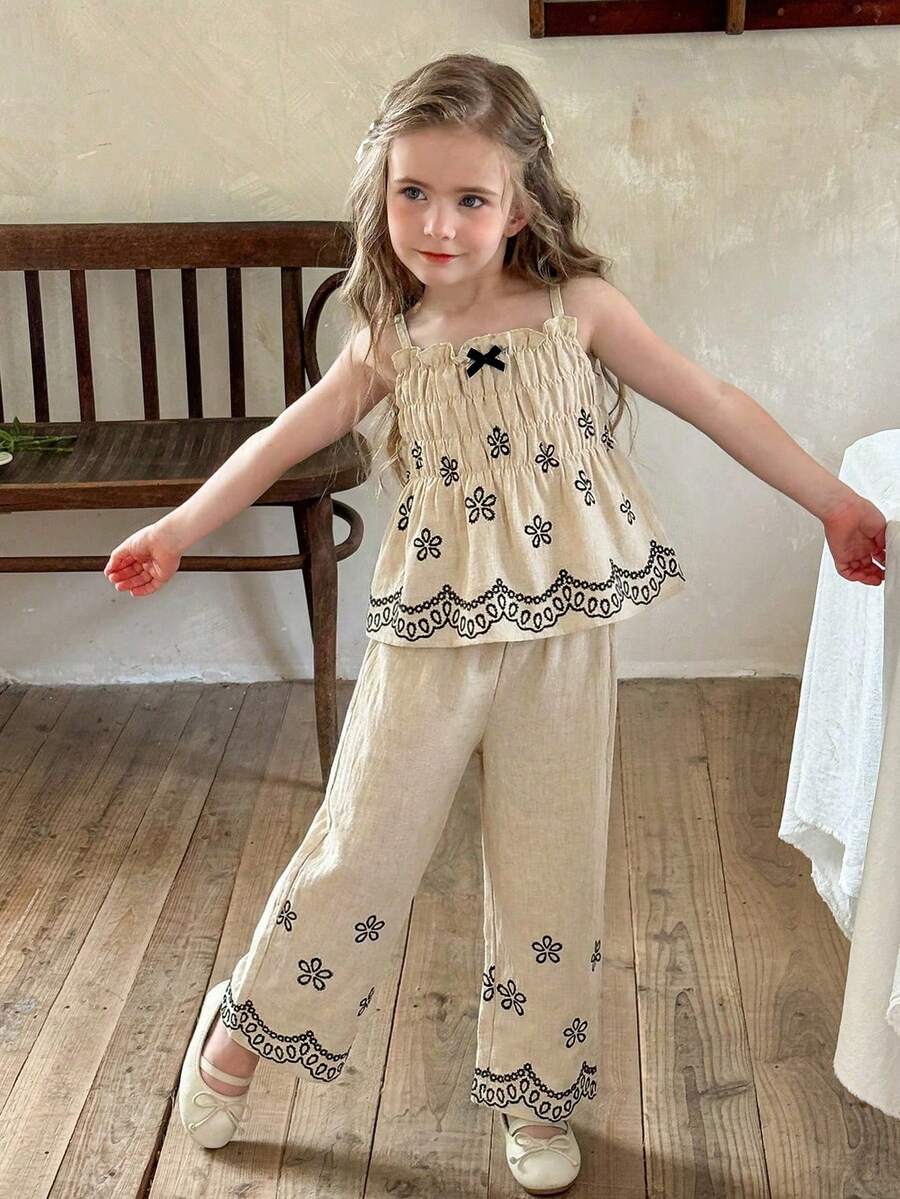 LMoss Kids Bộ 2 món gồm áo hai dây và quần dài họa tiết hoa nhí cho bé gái. - trắng - Xem 1