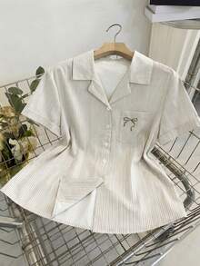 Solavon 女士条纹单排扣口袋蝴蝶结时尚短袖衬衫 - 杏色 - 查看 6