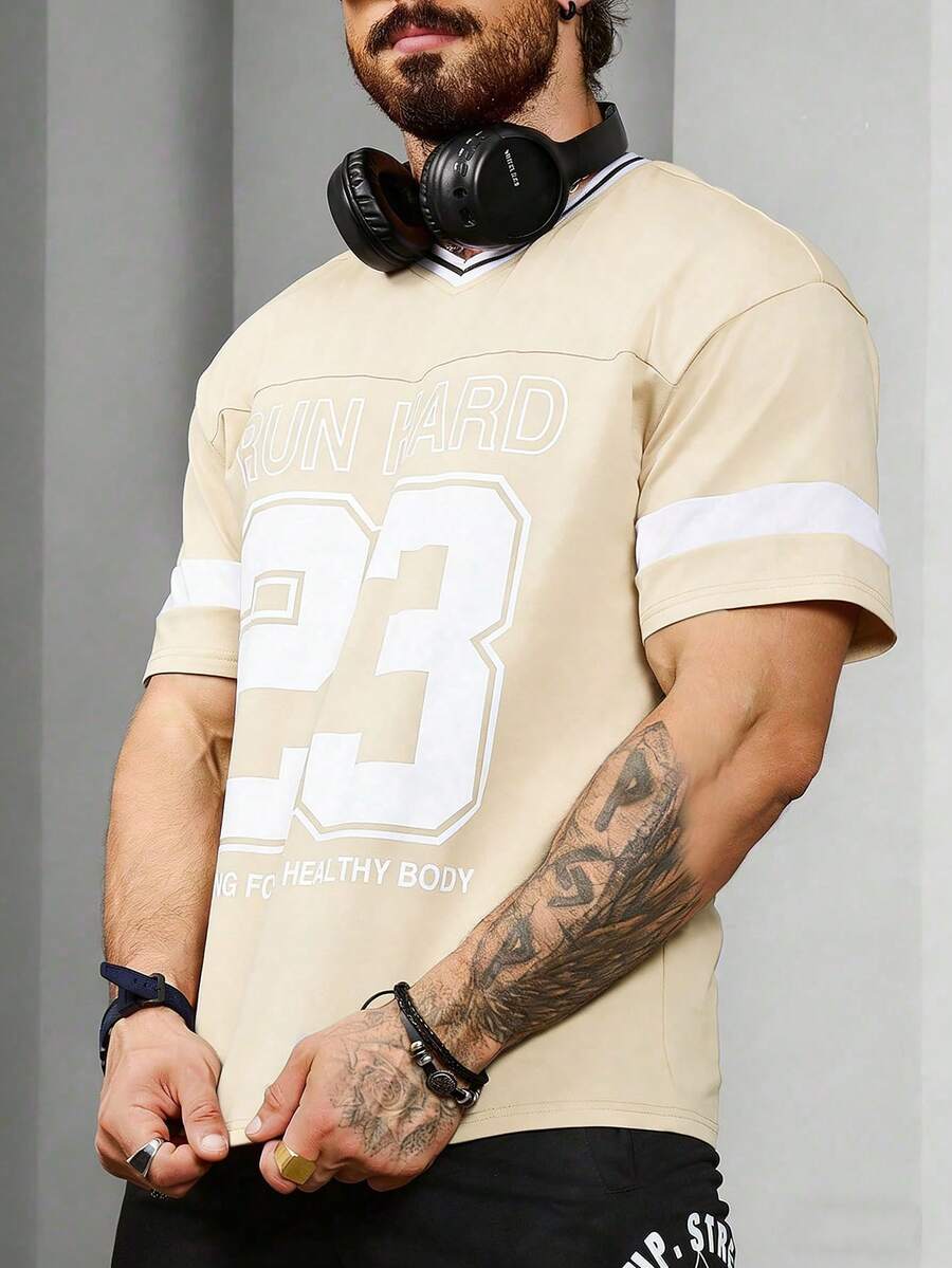 Gym Rark 男士字母条纹印花V领短袖休闲运动T恤基础款T恤篮球服男士连帽衫 - 杏色 - 查看 1