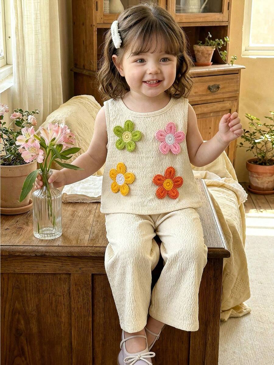 SHEIN Playful Pals 2件組 0-3歲嬰幼兒女童/男童通用時尚可愛3D蝴蝶結裝飾無袖上衣與短褲套裝,適合日常穿著、度假、春夏季 - 卡其色 - 查看 1