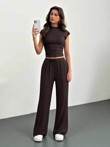 SHEIN Tall 女士夏季纯色立领褶皱上衣裤套装（2件套），休闲女装，运动服，女士夏季服装，女士夏季休闲套装，棕色两件套，女士两件裤装，女士休闲两件套，舒适两件套，棕色裤装，女士棕色裤装两件套 - 棕色 - 查看 6