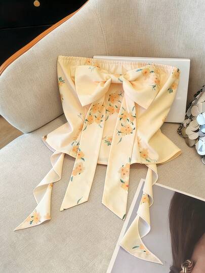 SHEIN PETITE 法式乡村风黄色花卉图案弹力蝴蝶结抹胸上衣，夏季腰部设计甜美性感印花裹胸衬衫，沙滩度假外套