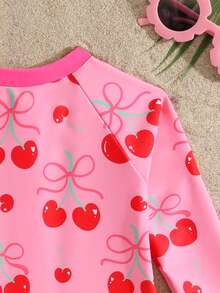 SHEIN Vintaside Kids 女婴可爱红白樱桃印花荷叶边长袖连体泳衣，带帽子，弹力舒适，适合夏季游泳 - 彩色 - 查看 5