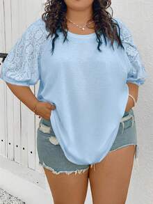 SHEIN CURVE+ Atasan Wanita Ukuran Besar dengan Kombinasi Bahan Berbeda, Kaos Putih - Baby Blue - View 3