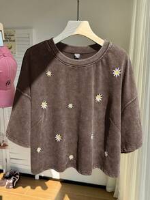 Comfortcana Plus Size Short Sleeve 100% Cotton T-Shirt, Washed Snow Flake Pattern, Spring Embroidered Cropped T-Shirt, Brown - Brown - View 5