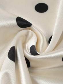 Franclia 女士优雅浪漫缎面波点印花无袖褶皱连衣裙，适合春夏外出和约会 - 米色 - 查看 5