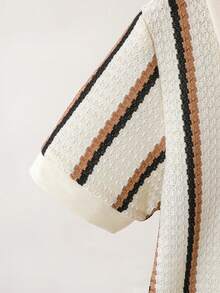 SHEIN Streecool Kids 男童纹理面料Polo衫和裤子两件套。撞色滚边Polo领增添层次感，做工精良，简约时尚的新设计，展现男孩个性，适合日常休闲和上学穿着，满足4-7岁儿童夏季出游、度假、旅行、休闲、日光浴等需求。 - 杏色 - 查看 5
