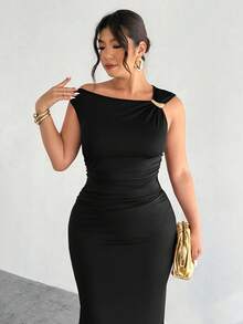 Firerie Plus Size Comfortable Casual Elegant Vacation/Office Commute Sleeveless Dress, Metal Decor Ruched Elastic Waist Slim A-Line With Slit, For Spring/Summer - Black - View 5