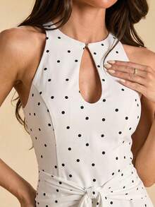 SHEIN BAE Đầm ôm sát không tay chấm bi đen trắng, thích hợp cho khách dự đám cưới, kỳ nghỉ biển, kiểu dáng thanh lịch. - trắng - Xem 7