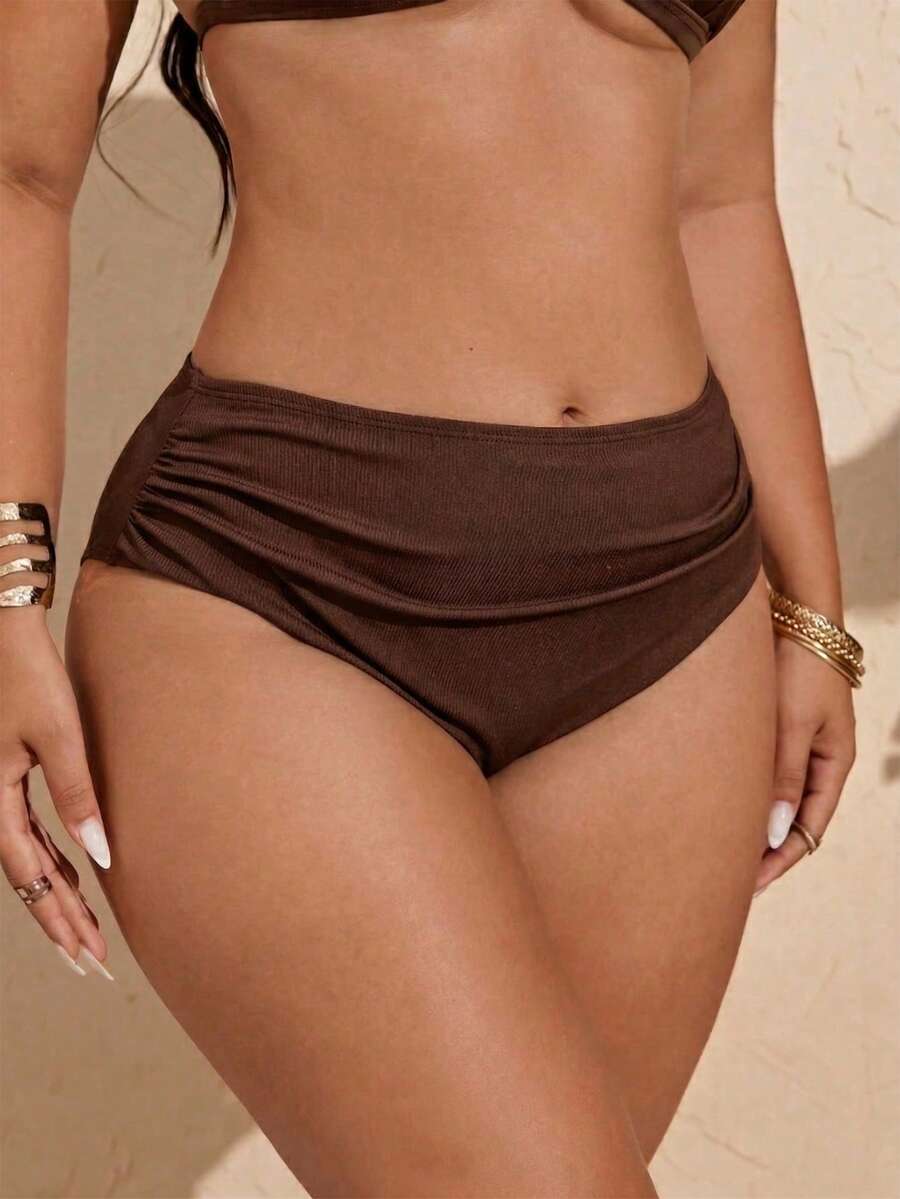 SHEIN Swim Vcay 大码女式纯色褶皱三角泳裤 - 棕色 - 查看 1