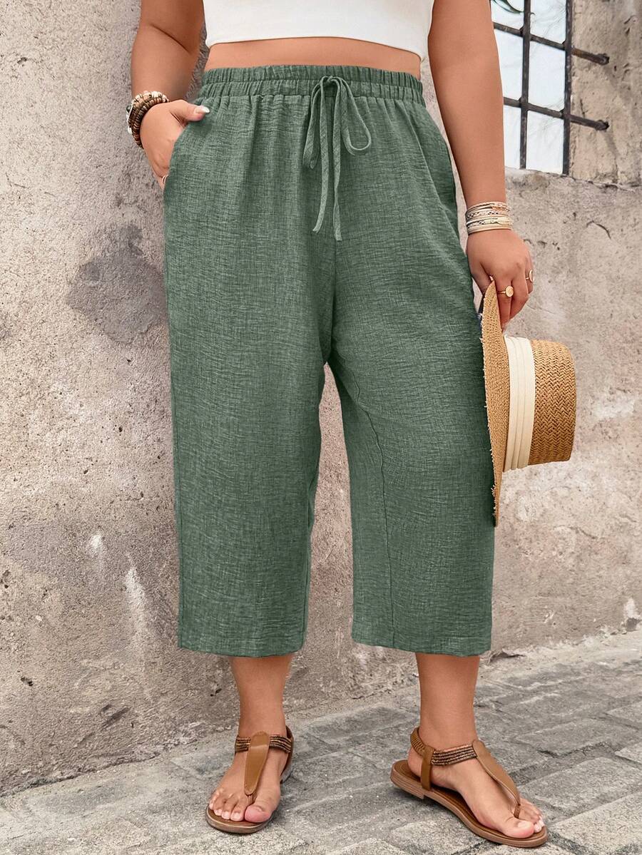 Linhara CURVE Pantalon décontracté pour femmes grandes tailles, pantalon capri texturé confortable, vacances à la campagne printemps/été - Vert olive - Voir 1
