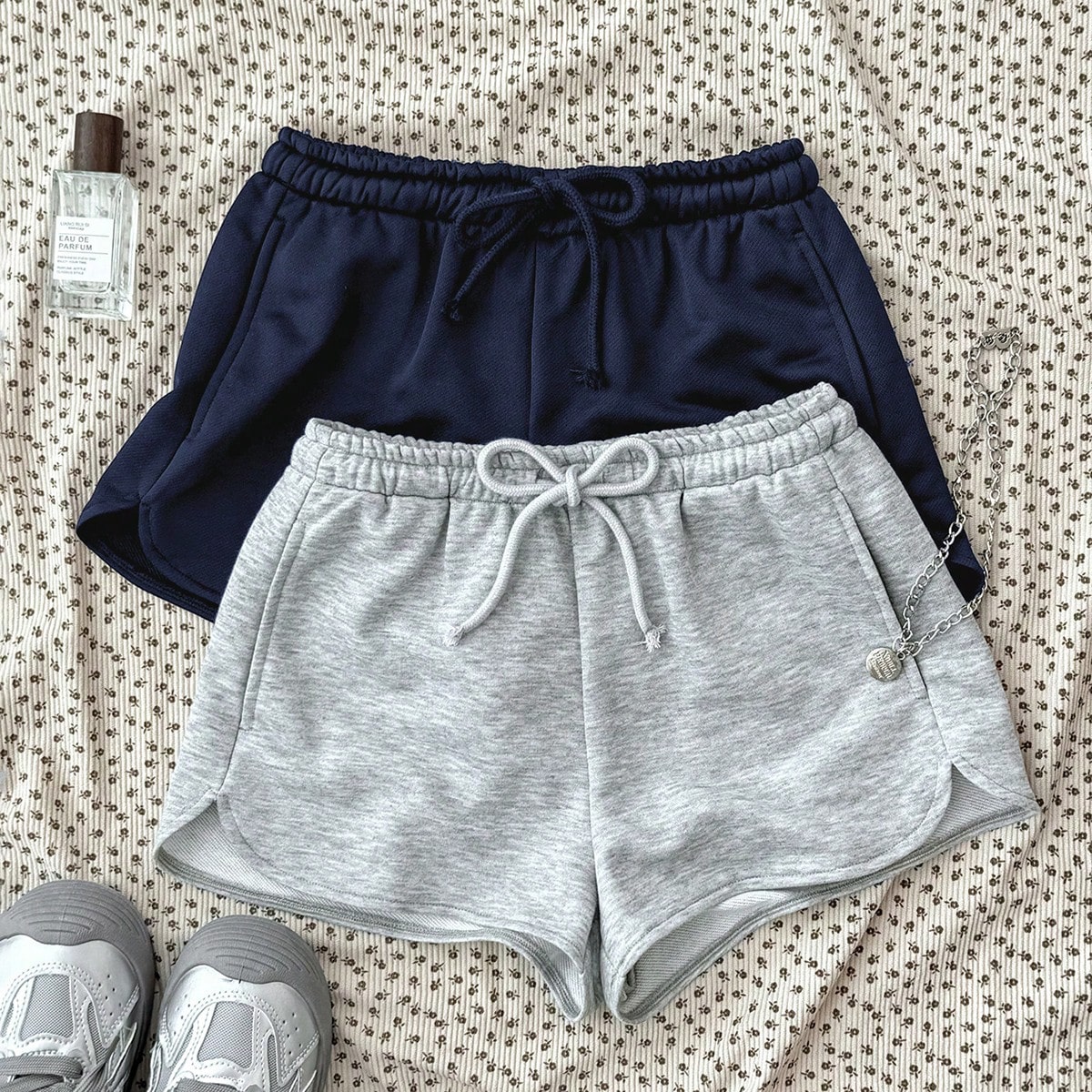 Conjunto deportivo informal de 2 piezas en negro y gris para adolescentes, shorts cortos con cintura elástica y cordón, adecuado para primavera/vera