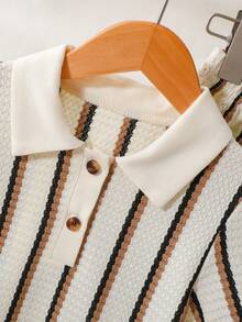 SHEIN Streecool Kids 男童纹理面料Polo衫和裤子两件套。撞色滚边Polo领增添层次感，做工精良，简约时尚的新设计，展现男孩个性，适合日常休闲和上学穿着，满足4-7岁儿童夏季出游、度假、旅行、休闲、日光浴等需求。 - 杏色 - 查看 3