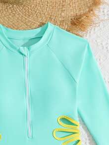 SHEIN Girls' Long Sleeve One-Piece Swimsuit,Mint Green Cutout Rash Guard For Summer Casual Beach Holiday,Quick-Drying Sunscreen Half-Zip Teen Bathing Suit - Green - View 3