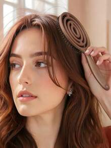 Madebyblanc 1 chiếc lược massage rỗng ruột bằng lông heo rừng, giúp gỡ rối, tạo độ phồng, massage da đầu, chống tĩnh điện, làm mượt, kiểm soát tóc xơ rối, nhẹ nhàng cho da đầu, tăng độ dày cho tóc, thích hợp sử dụng tại nhà, salon, du lịch và hàng ngày cho cả nam và nữ. - Nhiều màu - Xem 3