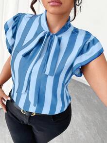 Elenzga Camicetta casual/da lavoro a maniche corte con collo a cravatta, a righe bianche e nere, taglie comode - Blu - Visualizzare 4