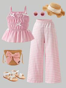SHEIN Bộ đồ 2 món cho bé gái gồm áo hai dây màu hồng dễ thương và quần ống rộng kẻ caro trắng hồng điểm nhấn nơ, thích hợp cho các hoạt động mùa hè. - Hồng - Xem 5