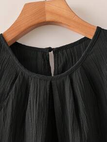 SHEIN Clasi 女士圆领无袖宽松褶皱蓝色印花阔腿裤套装，优雅百搭，适合日常穿着、度假和春夏穿着。 - 黑與白 - 查看 18