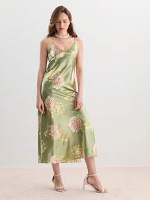 2023性感冰丝女士夏季细肩带睡衣，简约性感家居服，高档时尚长肩带长款睡裙，圣诞节 - 綠色 - 查看 7