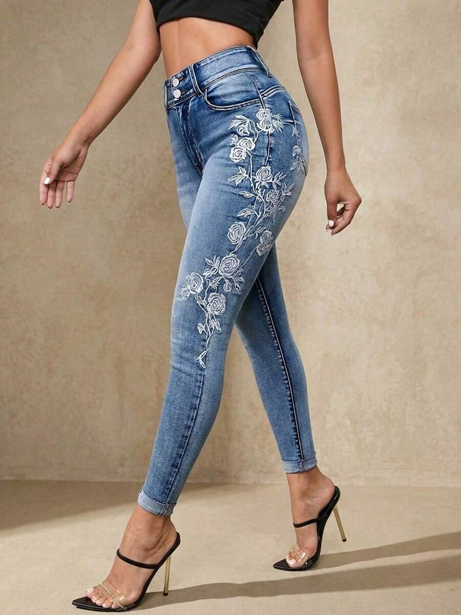 SHEIN PETITE Petite Women Casual Daily Commute Versatile Floral Embroidery Skinny Jeans - Blue - View 1