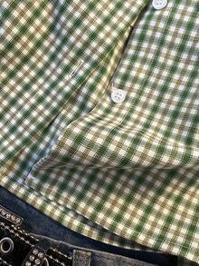 SHEIN 女士休闲复古格子短袖衬衫，Polo领设计，休闲舒适，适合日常穿着、返校季，也可作为礼物送给朋友或搭配服装。 - 彩色 - 查看 4