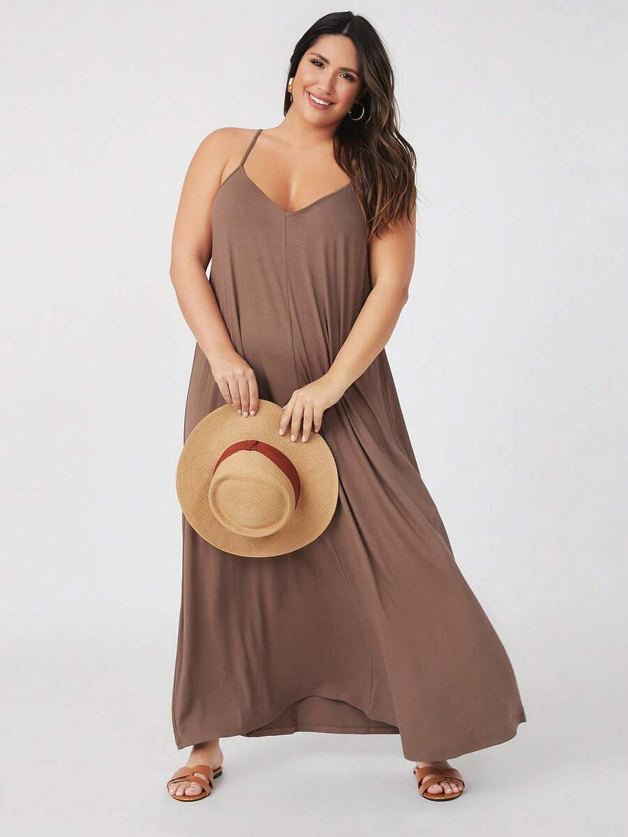 SHEIN BASICS 大尺碼休閒波西米亞風素色細肩帶洋裝/夏季/大尺碼洋裝咖啡棕色海灘度假度假洋裝休閒洋裝女款海灘穿搭女款洋裝連身洋裝長版海灘穿搭女款洋裝素色大尺碼洋裝假期夏季洋裝女款夏季穿搭女款