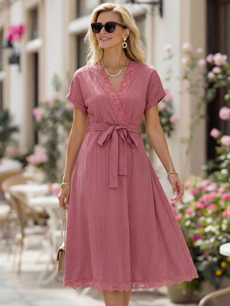 Women's Solid Color Contrast Lace Batwing Sleeve Elegant Mid-Length Dress,Elegant Dresses For Women Elegant Midi Dress,Graduation Outfit For Mother,Wedding Guest Dress For Women,Summer Outfits For Women,Summer Dresses For Women