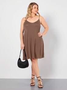 SHEIN BASICS Váy Cami trơn Plus, thích hợp cho bữa tối, hẹn hò. - Cà phê nâu - Xem 3