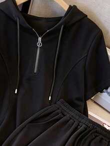 Resyla Fashionable Minimalist Women Hooded Half-Zip Jacket Set, Gift For Friends - Black - View 3