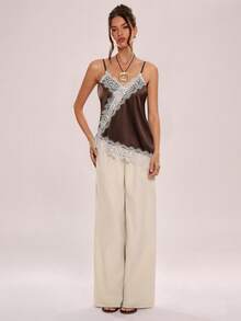SXAvenya Camiseta de tirantes asimétrica con entramado de encaje transparente - Marrón - Ver 5