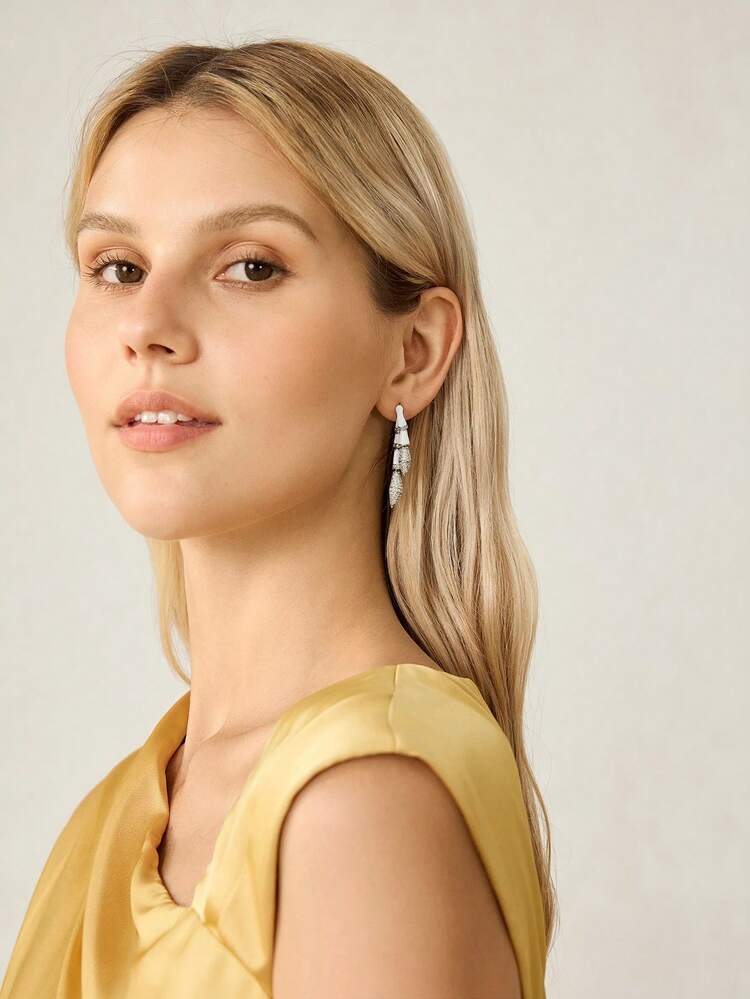 CHIC GREEN BAMBOO KNOT EARRINGS, QIPAO STYLE EARRINGS FOR WOMEN