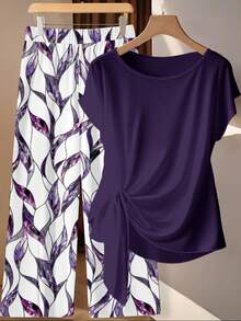 EMERY ROSE Plus Size Women 2pcs Set: Solid Color Twist Front Crop Top And Allover Print Wide Leg Pants - Multicolor - View 4