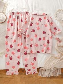 Conjunto de pijama con top de manga corta y pantalones de tela de crepé con estampado de corazones a rayas para niñas, de moda y lindo - Rosado Sandía - Ver 2