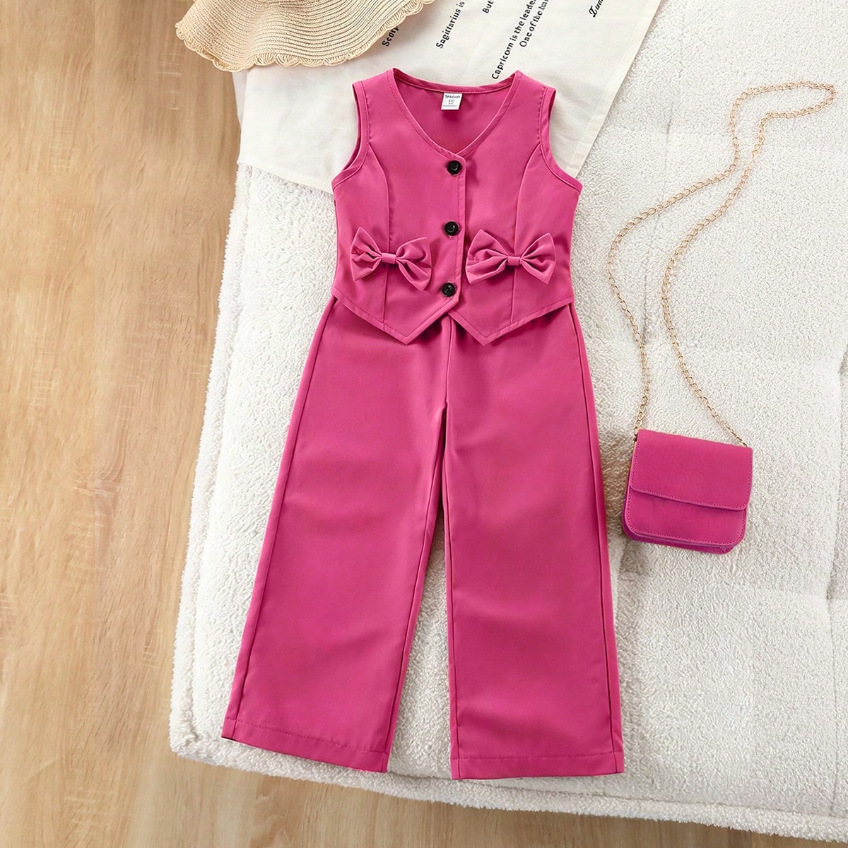 Set de 2 piezas: Camiseta de tirantes beige con lazo delantero y pantalón de pierna ancha. Conjunto casual adecuado para uso diario, eventos, formal,