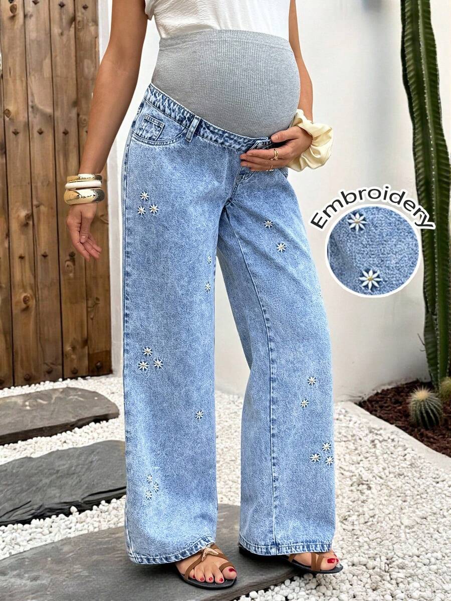 SHEIN Maternity Knit Belly Support Blue Denim Loose Straight Leg Pants Summer Carnival Costume Commuting Vacation Graduation Chic Y2k Cute Streetwear Coquette Party Wedding Elegant Business Casual Woman Business Beach Graduation Daisy Print Maternity Jeans Light Wash Denim Wide Leg For Expectant Mothers - Blue - View 1