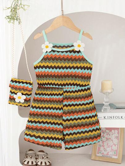 SHEIN Bộ áo liền quần không tay co giãn, họa tiết sọc lượn sóng, nhiều màu sắc, chất liệu móc len, dành cho bé gái, kèm túi đeo chéo.