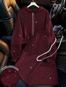GlowEve Bộ 2 món áo hoodie đính đá thời trang thường ngày và quần nỉ thể thao 2 món, áo khoác dài tay cỡ lớn có mũ trùm đầu có khóa kéo và quần nỉ thể thao ống đứng rộng rãi có dây rút cạp cao - Màu Đỏ Sâu - Xem 2
