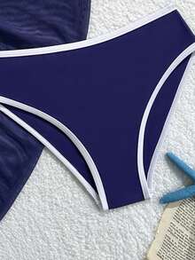 SHEIN 少女海军蓝白撞色比基尼套装，包含三角上衣、三角泳裤和网纱裙，面料柔软亲肤，适合游泳、海滩、泳池和夏季度假。 - 藏蓝色 - 查看 5