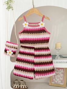 SHEIN Bộ áo liền quần không tay co giãn, họa tiết sọc lượn sóng, nhiều màu sắc, chất liệu móc len, dành cho bé gái, kèm túi đeo chéo. - Nhiều màu - Xem 7