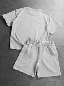 STYNVO 男士夏季休闲红色嘴唇印花T恤和短裤套装 - 灰色 - 查看 2