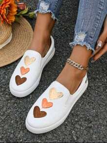 Tenis Slip-On Negros con Diseño de Corazones | Casual, Cómodos y Antideslizantes - M1 - Ver 3