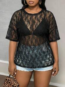 Slaydiva Camiseta de manga corta con cuello redondo de encaje negro y talla grande para mujer, de estilo casual, romántico y sexy, adecuada para el verano, festivales de música y fiestas - Negro - Ver 3