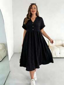 SHEIN Essnce Gaun Kasual Lengan Pendek Wanita Ukuran Besar Warna Hitam Polos, Cocok untuk Liburan Musim Semi dan Musim Panas - Hitam - View 4