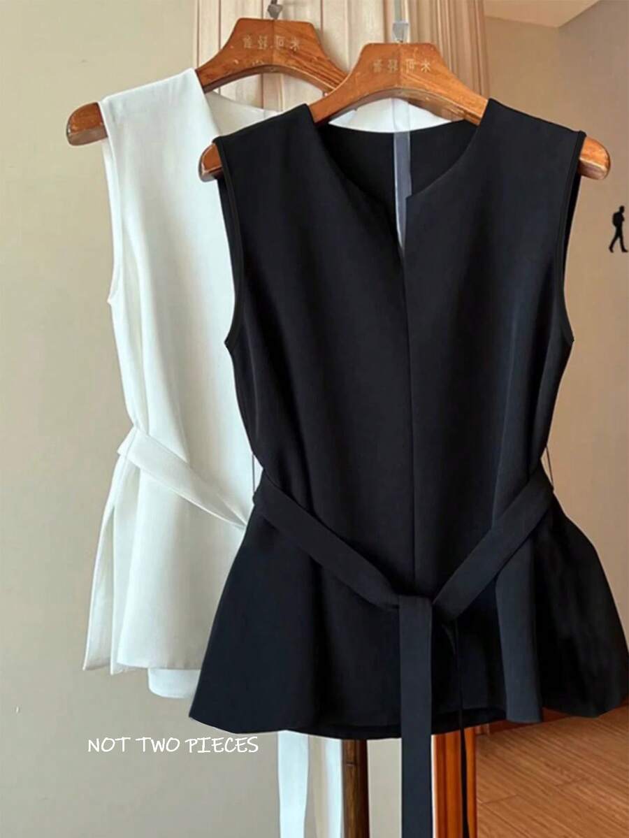 SHEIN Clasi Women's Solid Color Notched V-Neck Sleeveless Blouse - Black - View 1