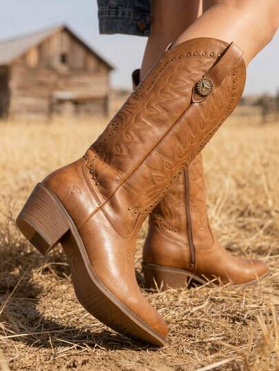 Botas vaqueras con bordado y remaches en forma de aguila suela antideslizante comodas y resistentas